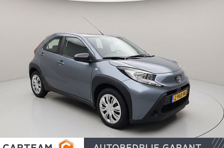 Toyota Aygo X 1.0 VVT-i MT Play Camera/ Adapt. cruiscontr./ Multimedia