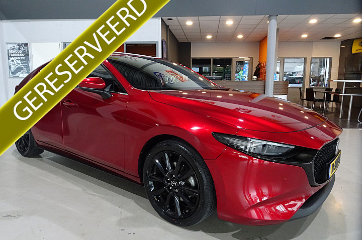 Mazda 3 2.0 e-SkyActiv-X M Hybrid 180 Luxury Automaat / Bose / 360 Camera / Leder Vol optie